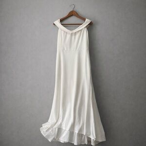 Lulus White Wedding Dress – Size Medium – Elegant Button Back Bridal Gown